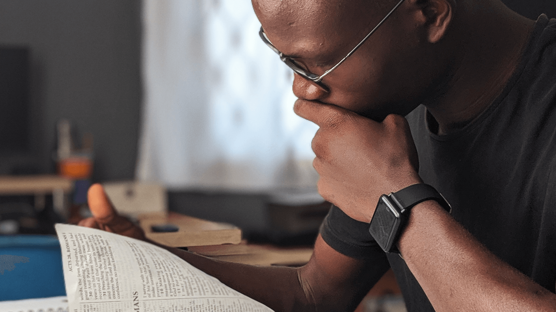 seminary-study-man_world-impact-tumi_urban-ministry-training